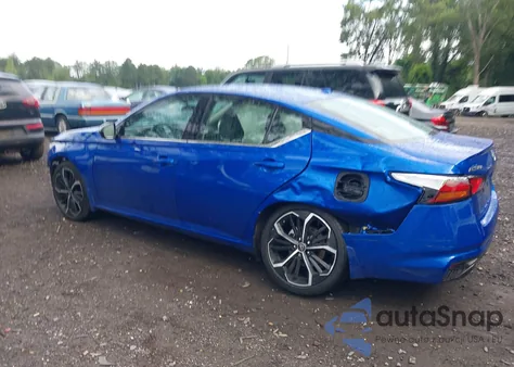 2025 Nissan Altima Sr из США, поврежденный, VIN 1N4BL4CV2SN303369